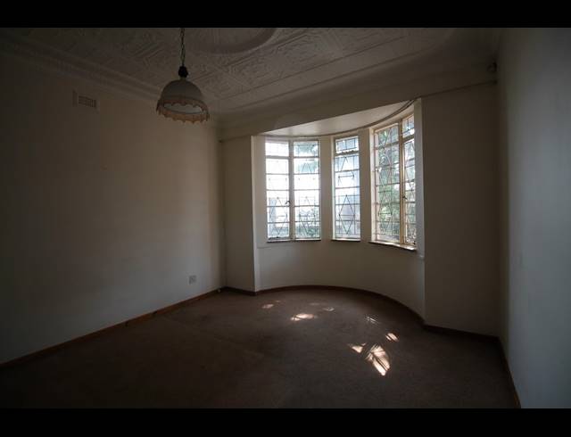 3 BEDROOM HOUSE TO LET IN KENSINGTON